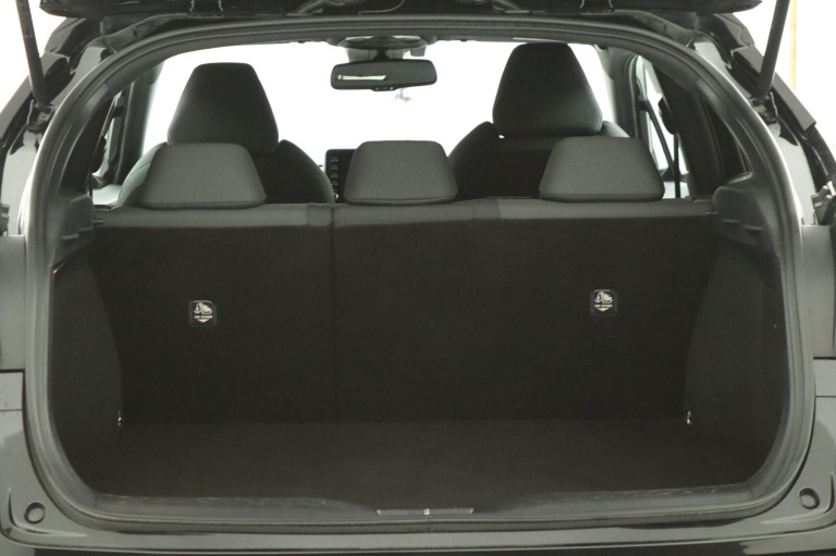 Toyota C-HR - 2.0 Hybrid First Edition 24