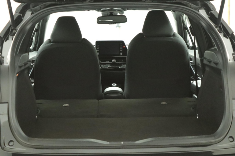 Toyota C-HR - 2.0 Hybrid First Edition 26