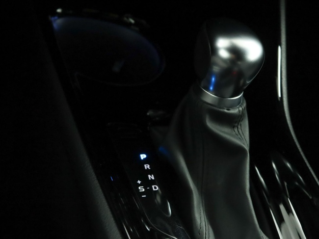 Toyota C-HR - 2.0 Hybrid First Edition