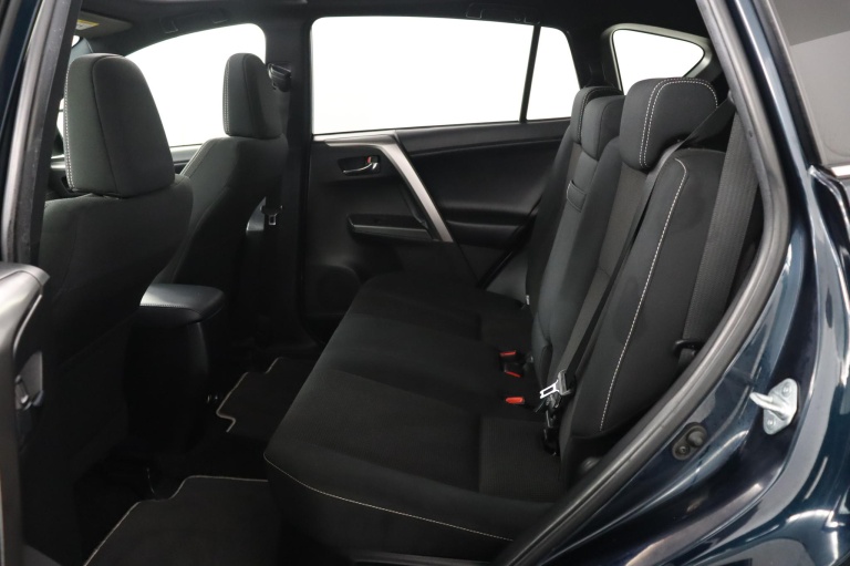 Toyota RAV4 - 2.5 Hybrid AWD Style 18