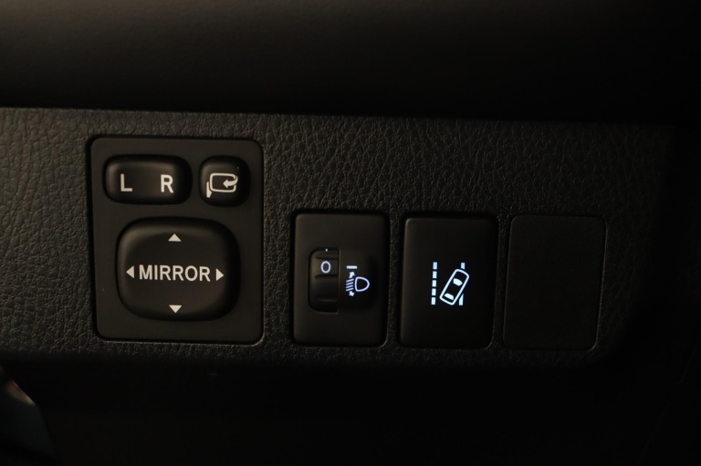 Toyota RAV4 - 2.5 Hybrid AWD Style 29