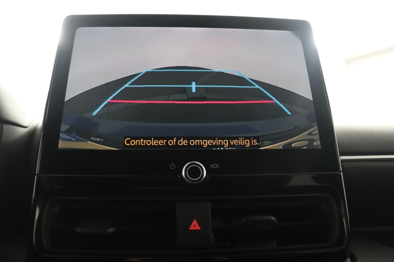 Toyota Yaris - 1.5 Hybrid 130 Executive 8