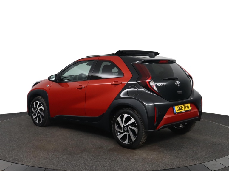 Toyota Aygo X - 1.0 VVT-i S-CVT Envy 12