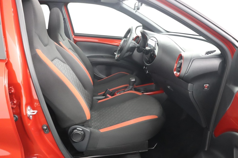 Toyota Aygo X - 1.0 VVT-i S-CVT Envy 22