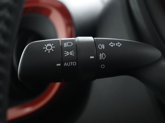 Toyota Aygo X - 1.0 VVT-i S-CVT Envy