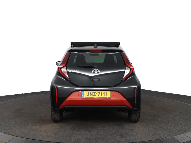 Toyota Aygo X - 1.0 VVT-i S-CVT Envy 57