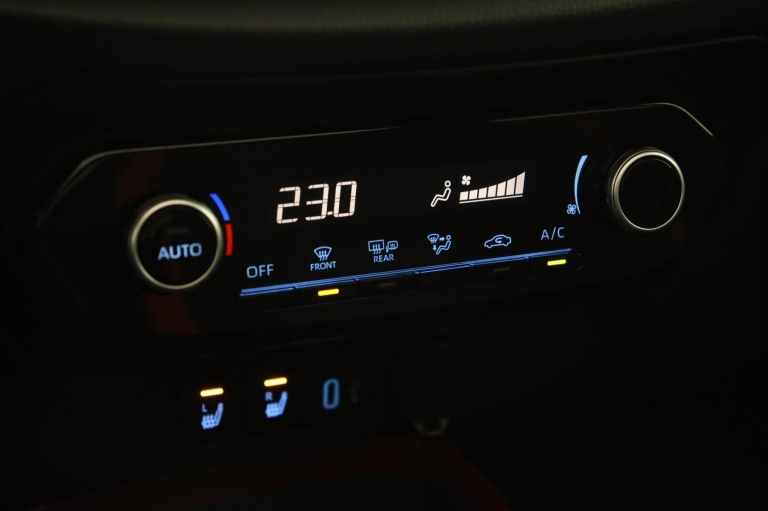 Toyota Aygo X - 1.0 VVT-i S-CVT Envy 7