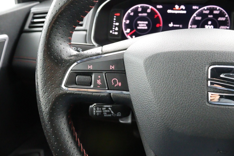 SEAT Arona - 1.0 TSI FR Business Intense Plus 20