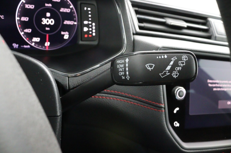 SEAT Arona - 1.0 TSI FR Business Intense Plus 32