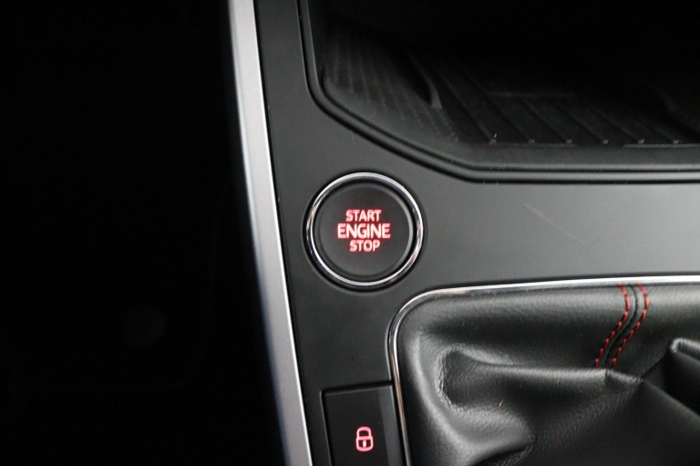 SEAT Arona - 1.0 TSI FR Business Intense Plus 38