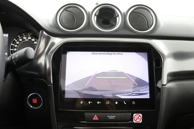 Suzuki Vitara - 1.5 Hybrid Style 14