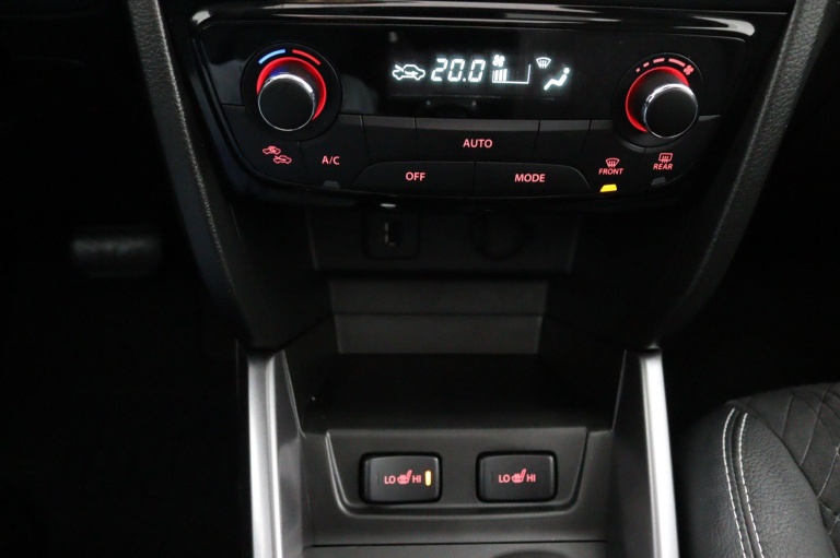 Suzuki Vitara - 1.5 Hybrid Style 19