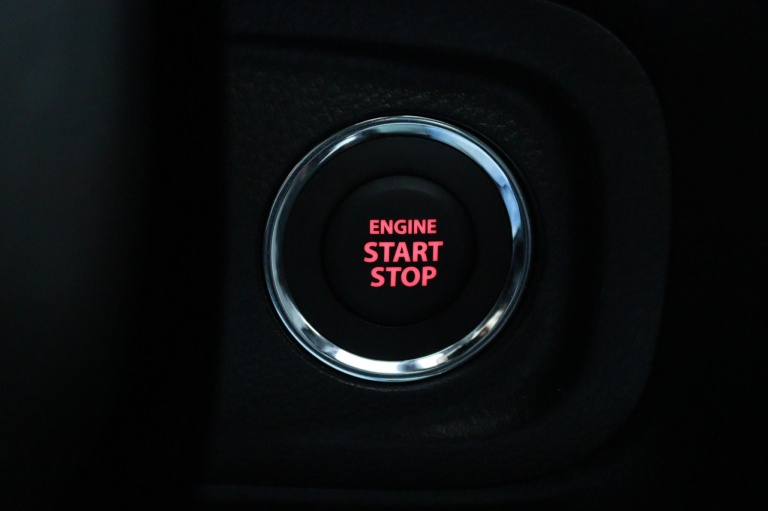 Suzuki Vitara - 1.5 Hybrid Style 22