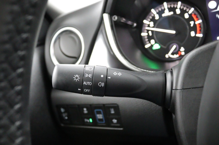 Suzuki Vitara - 1.5 Hybrid Style 24