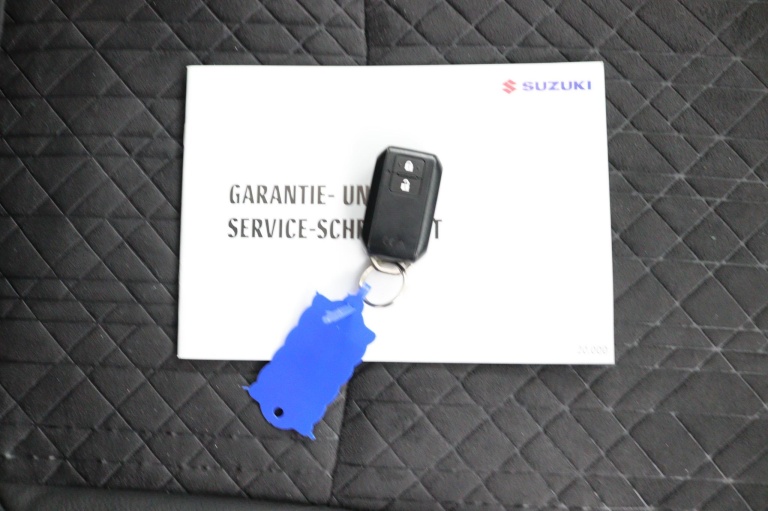 Suzuki Vitara - 1.5 Hybrid Style 27