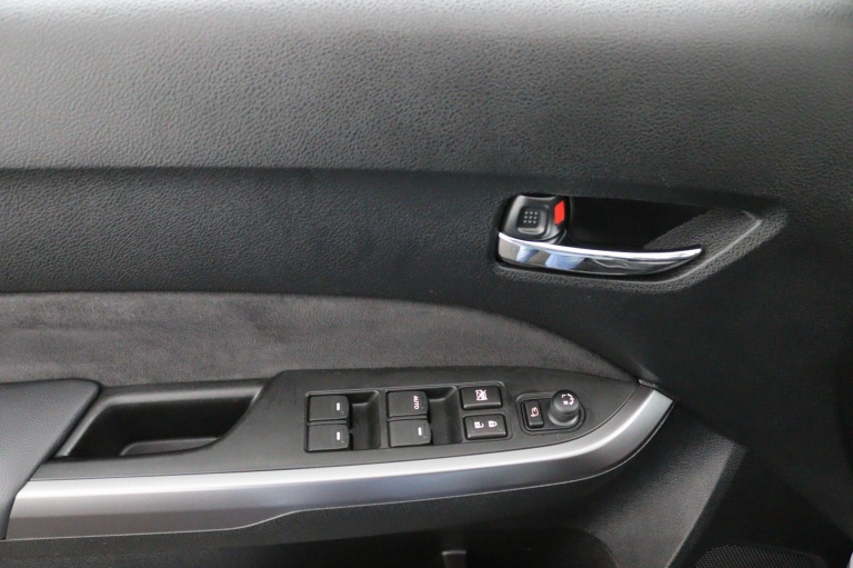 Suzuki Vitara - 1.5 Hybrid Style 32