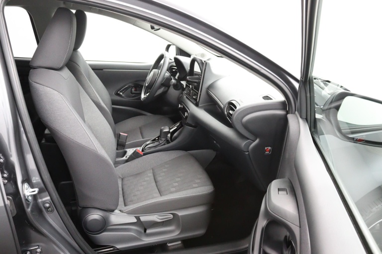 Toyota Yaris - 1.5 Hybrid 115 Dynamic 10