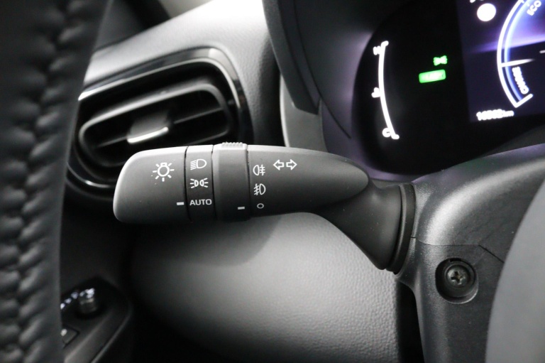 Toyota Yaris - 1.5 Hybrid 115 Dynamic 20