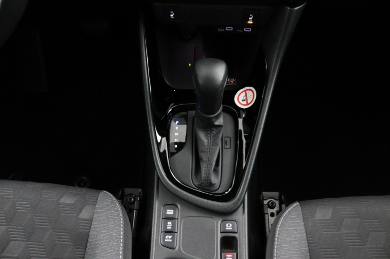 Toyota Yaris - 1.5 Hybrid 115 Dynamic 23