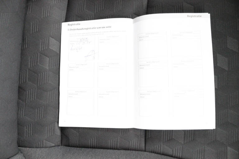 Toyota Yaris - 1.5 Hybrid 115 Dynamic 26