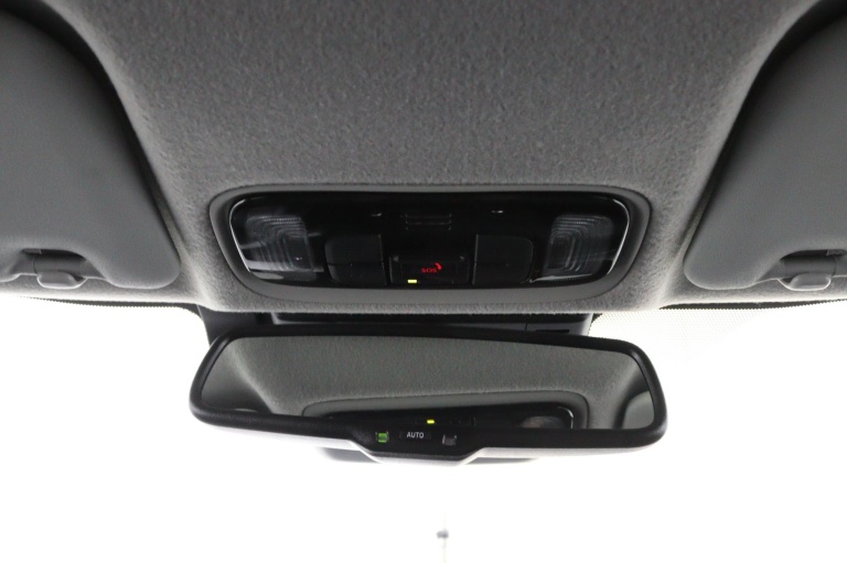 Toyota Yaris - 1.5 Hybrid 115 Dynamic 31