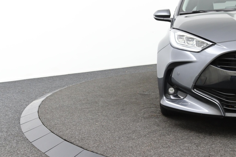 Toyota Yaris - 1.5 Hybrid 115 Dynamic 33