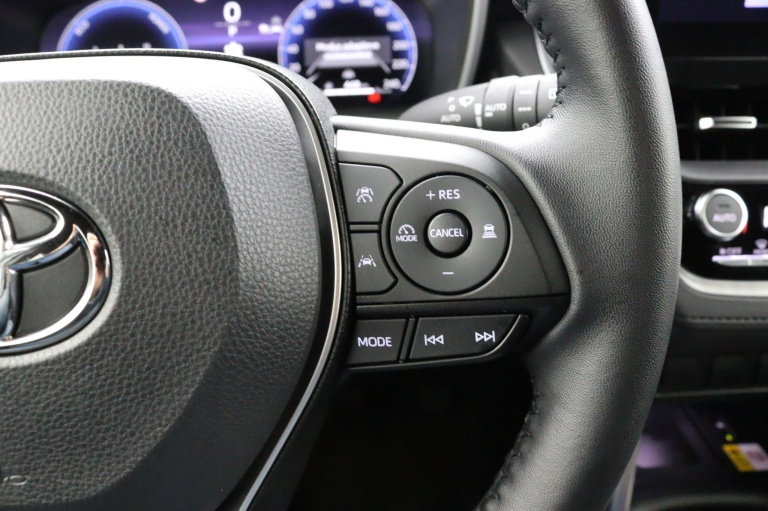 Toyota Corolla Cross - Hybrid 140 Dynamic 18