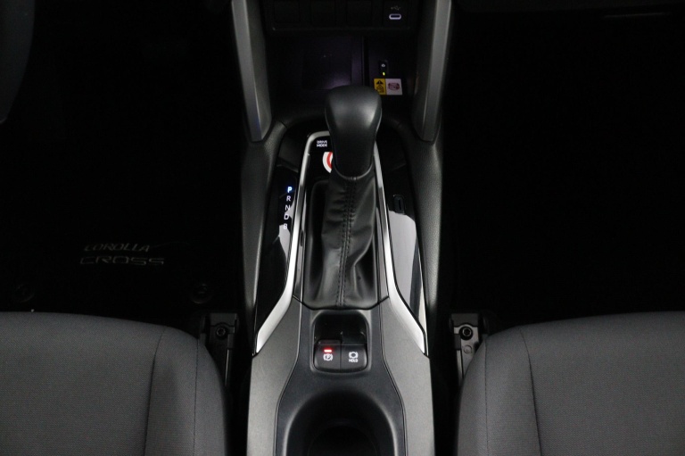 Toyota Corolla Cross - Hybrid 140 Dynamic 23