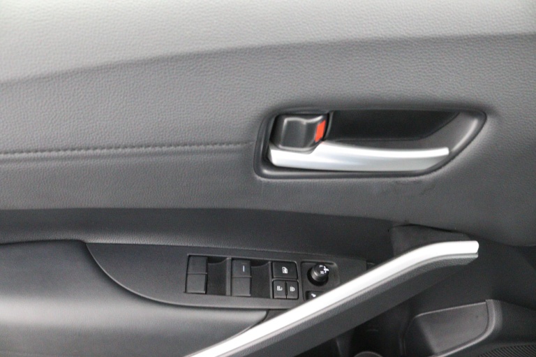 Toyota Corolla Cross - Hybrid 140 Dynamic 29