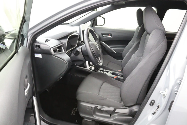 Toyota Corolla Cross - Hybrid 140 Dynamic 9