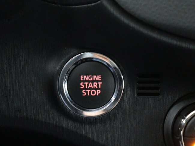 Toyota Yaris - 1.3 VVT-i Dynamic