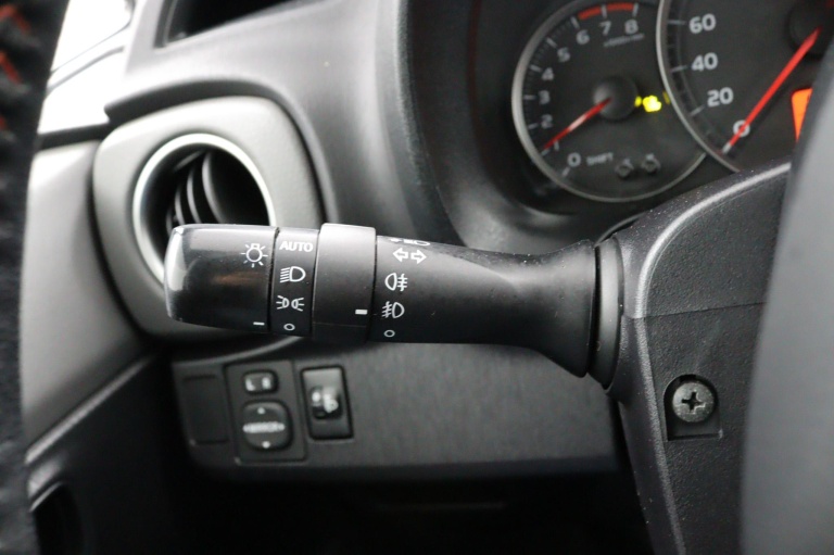 Toyota Yaris - 1.3 VVT-i Dynamic 21