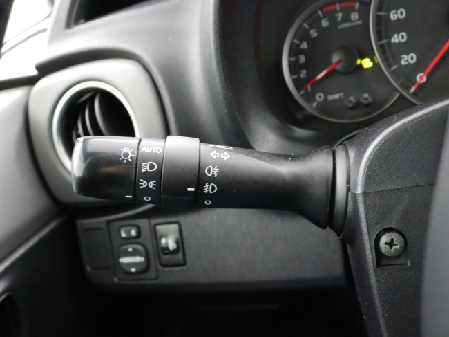 Toyota Yaris - 1.3 VVT-i Dynamic