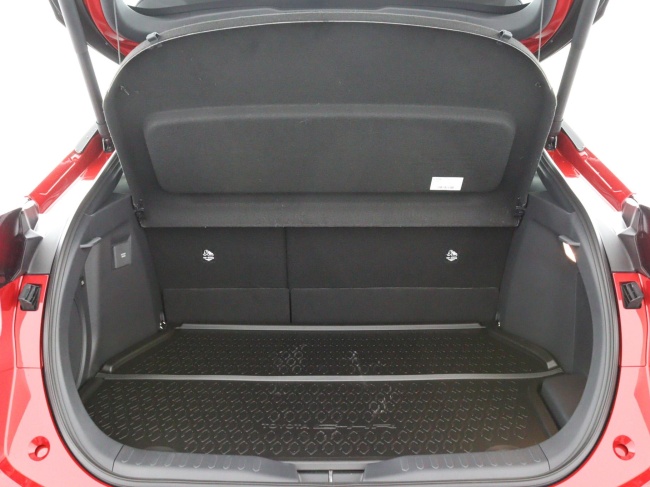 Toyota C-HR - 2.0 Plug-in Hybrid 220 Executive