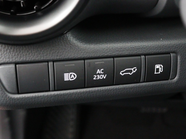 Toyota C-HR - 2.0 Plug-in Hybrid 220 Executive