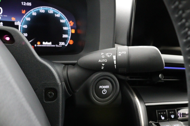 Toyota C-HR - 2.0 Plug-in Hybrid 220 Executive 27