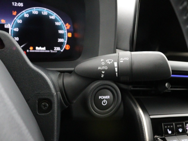 Toyota C-HR - 2.0 Plug-in Hybrid 220 Executive