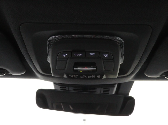 Toyota C-HR - 2.0 Plug-in Hybrid 220 Executive