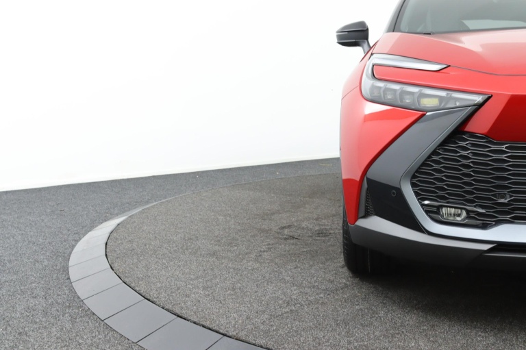 Toyota C-HR - 2.0 Plug-in Hybrid 220 Executive 31