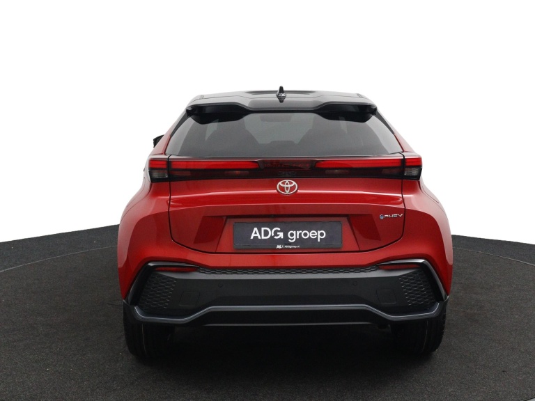 Toyota C-HR - 2.0 Plug-in Hybrid 220 Executive 8