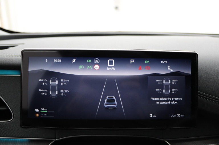 BYD SEAL 6 - 1.5 DM-i Sedan Comfort Lite 10