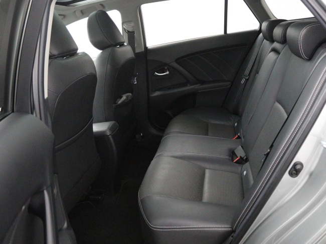 Toyota Avensis Touring Sports - 1.8 VVT-i SkyView Limited