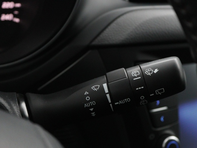 Toyota Avensis Touring Sports - 1.8 VVT-i SkyView Limited