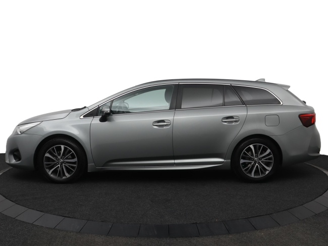 Toyota Avensis Touring Sports - 1.8 VVT-i SkyView Limited