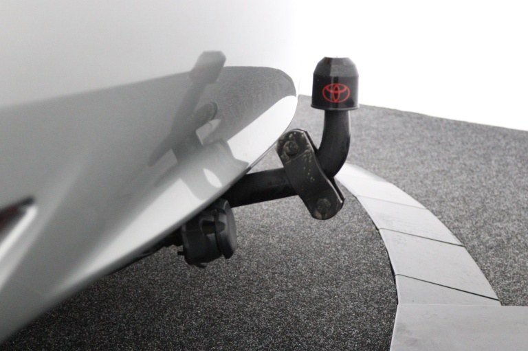 Toyota Avensis Touring Sports - 1.8 VVT-i SkyView Limited 40