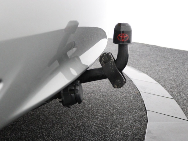 Toyota Avensis Touring Sports - 1.8 VVT-i SkyView Limited