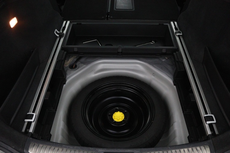 Toyota Avensis Touring Sports - 1.8 VVT-i SkyView Limited 42