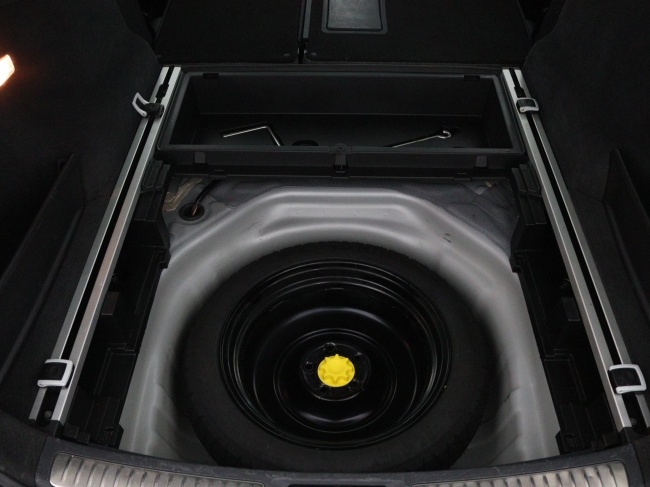 Toyota Avensis Touring Sports - 1.8 VVT-i SkyView Limited