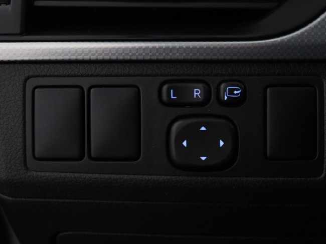 Toyota Avensis Touring Sports - 1.8 VVT-i SkyView Limited