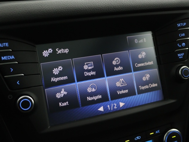 Toyota Avensis Touring Sports - 1.8 VVT-i SkyView Limited